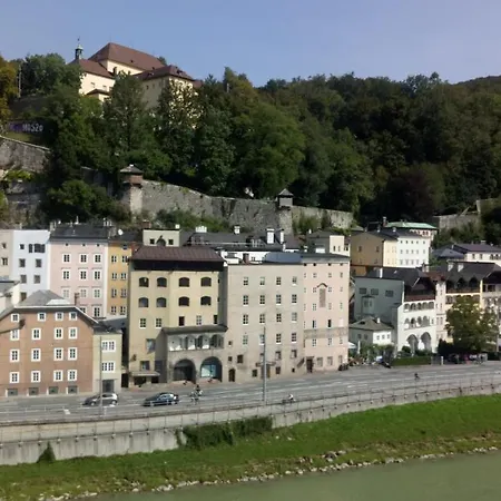 Riverside * Solnohrad
